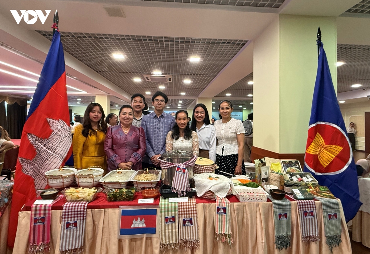 tinh doan ket lan toa tai ngay hoi gia dinh asean 2026 o moscow hinh anh 5