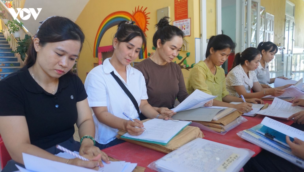 hue sap xep truong lop, giu on dinh viec hoc hinh anh 2