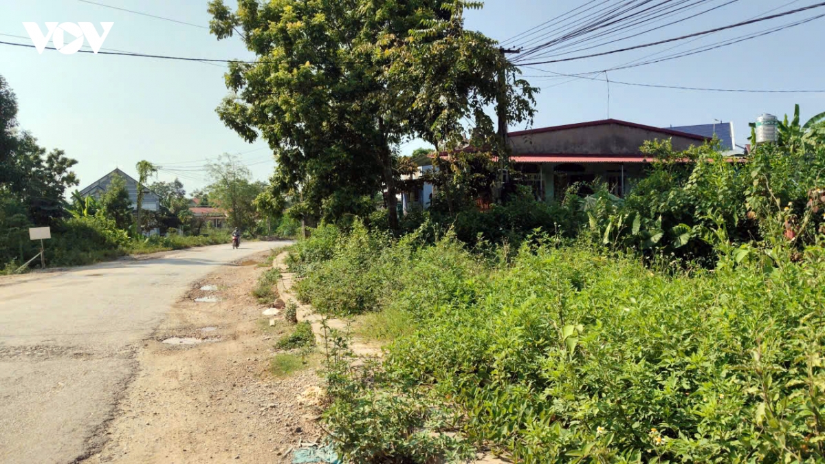 Hàng trăm hộ dân hiến đất, đường tỉnh 269C vẫn lỡ hẹn