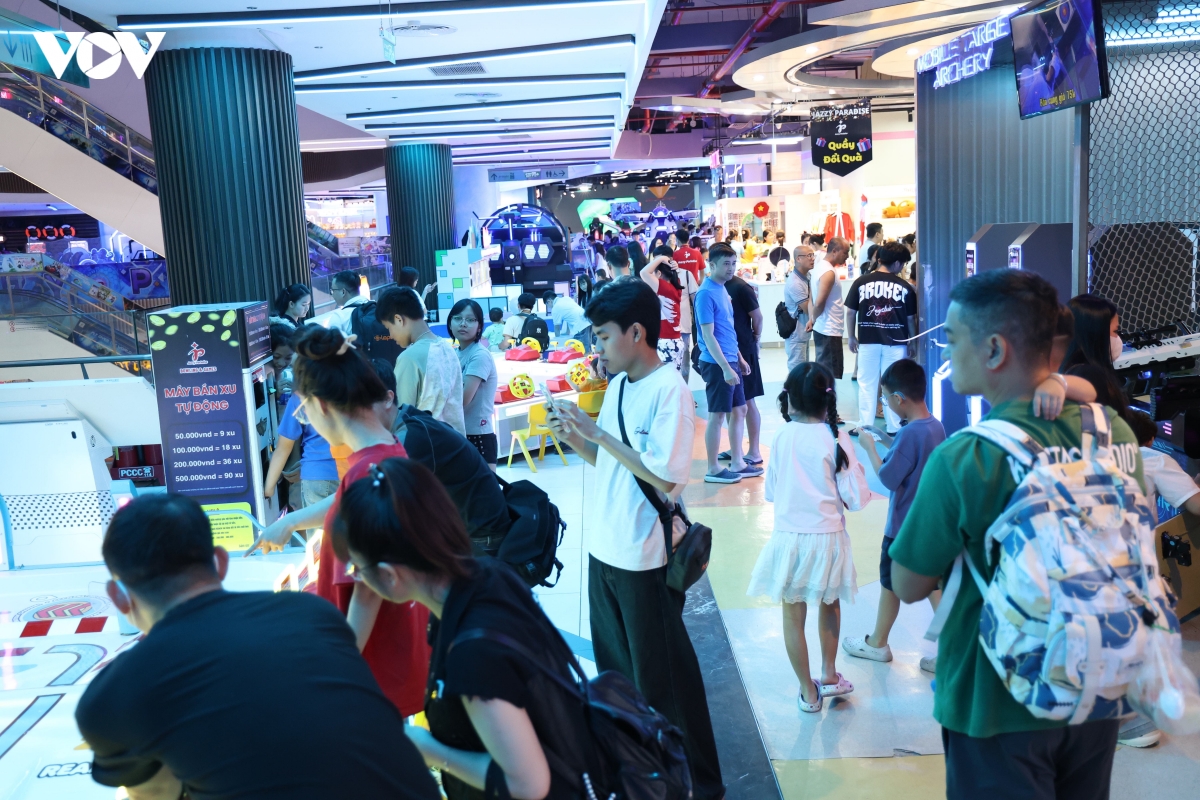 tranh nang, ne ket xe, du lich trong nha hut khach dip le 2 9 hinh anh 1