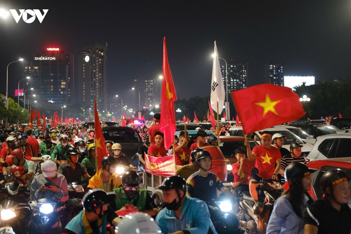 trUc tiEp khong khi an mung chuc vo dich asean cup 2026 cua Dt viet nam hinh anh 12