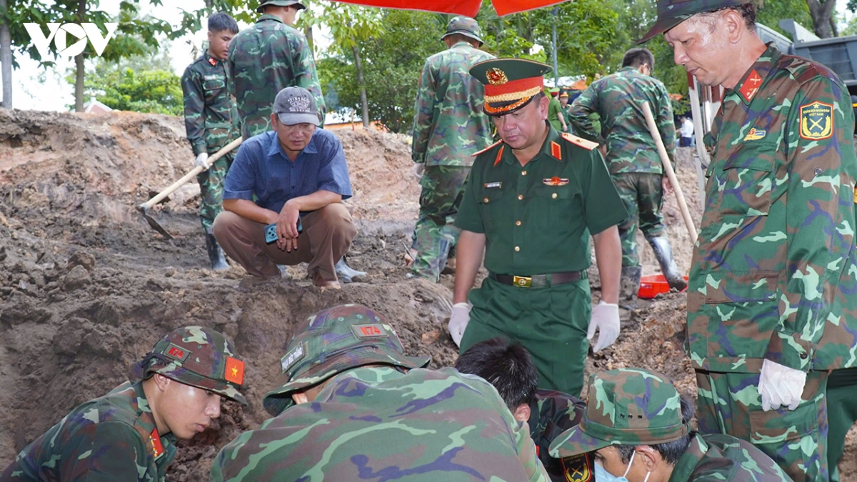 phat hien them 10 bo hai cot liet si tai cong vien le thi rieng hinh anh 2