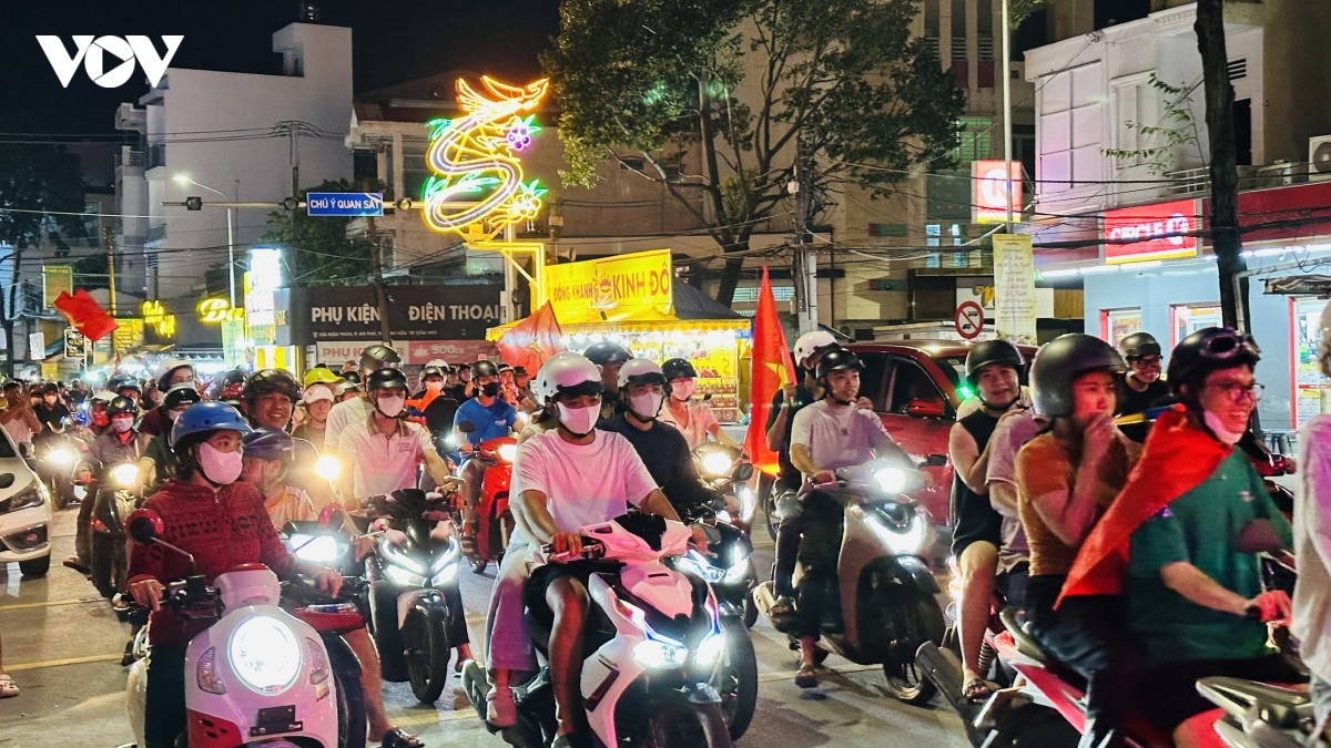 trUc tiEp khong khi an mung chuc vo dich asean cup 2026 cua Dt viet nam hinh anh 4