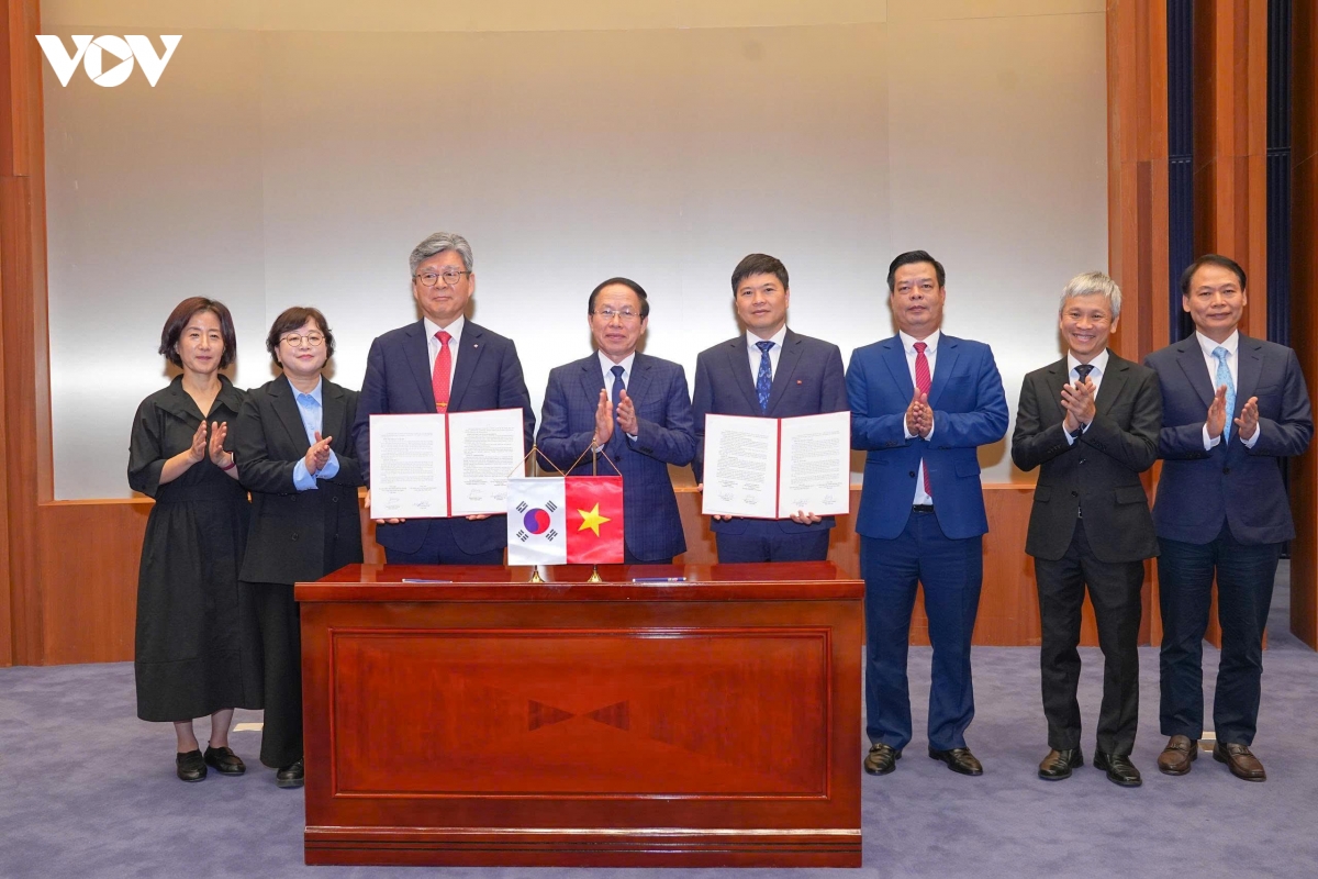 hai phong mo rong mang luoi hop tac quoc te ve khoa hoc, cong nghe hinh anh 1