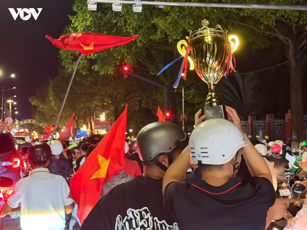 cDv cuong nhiet an mung chuc vo dich asean cup 2026 cua Dt viet nam hinh anh 77