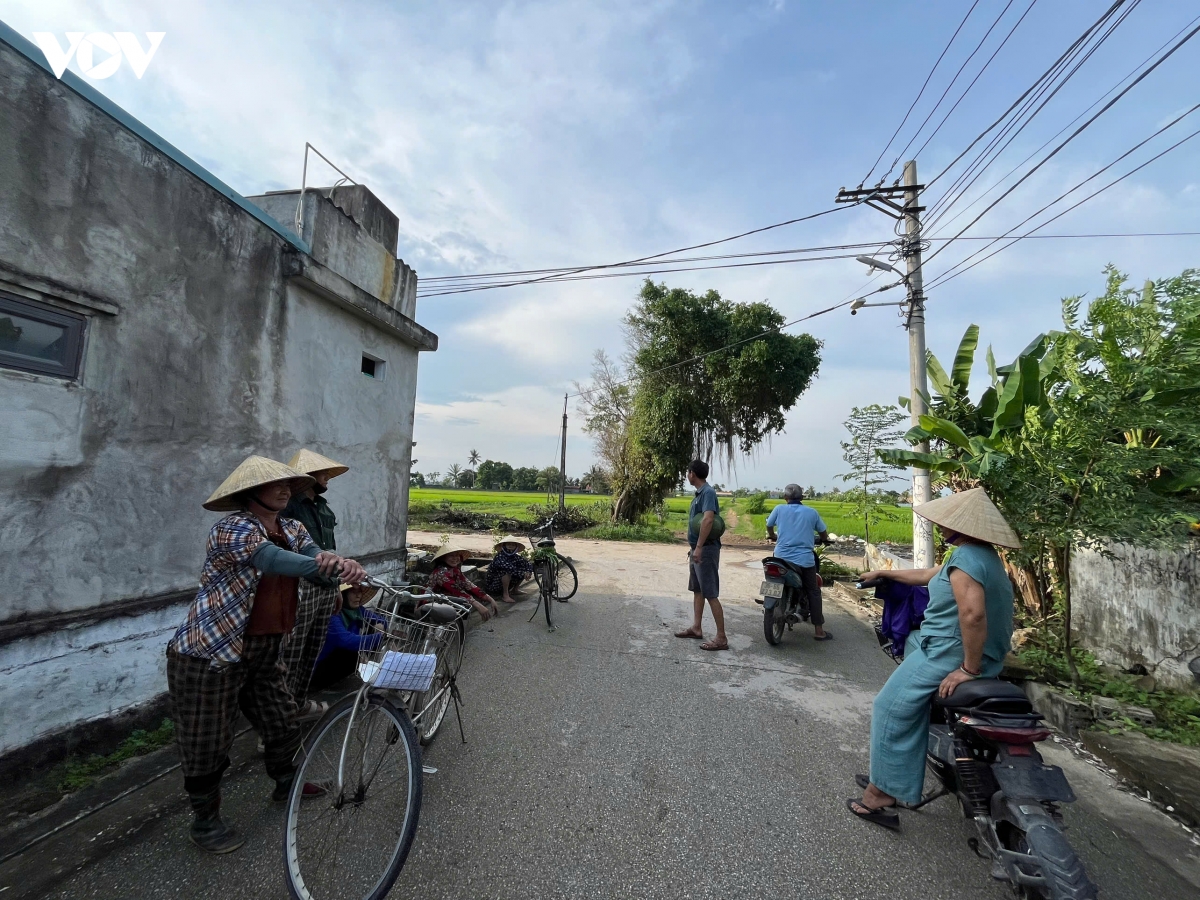 hang tram ho dan buc xuc vi mui hoi tu trai lon gan khu dan cu tai thanh hoa hinh anh 5