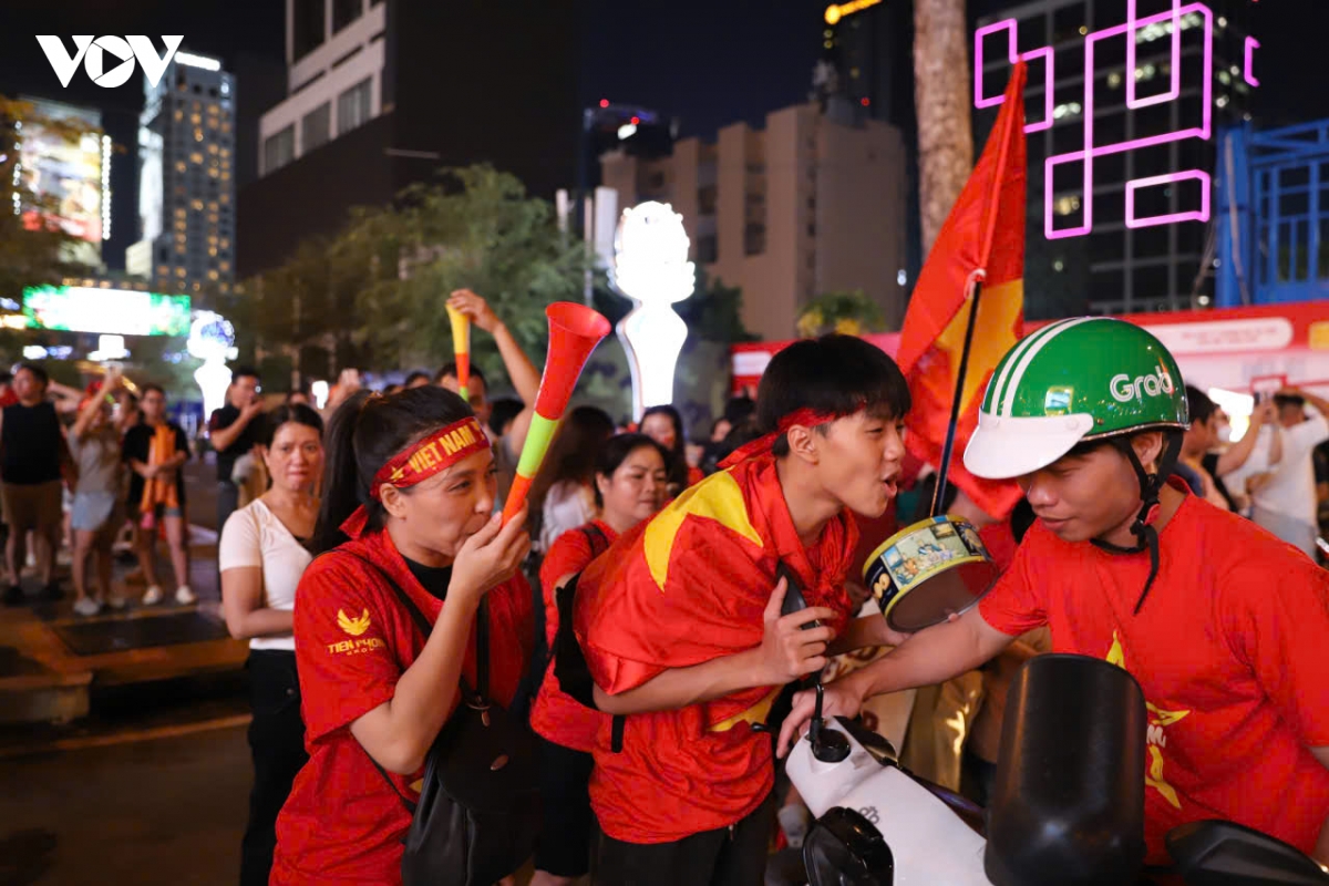 cDv cuong nhiet an mung chuc vo dich asean cup 2026 cua Dt viet nam hinh anh 55