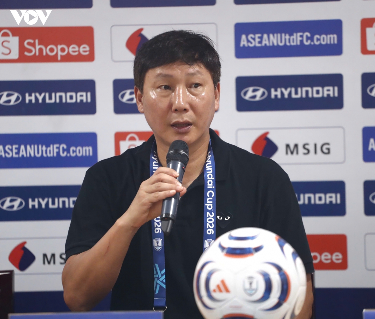Dt viet nam vao ban ket asean cup 2026 hlv kim sang sik lo lang dieu gi hinh anh 2