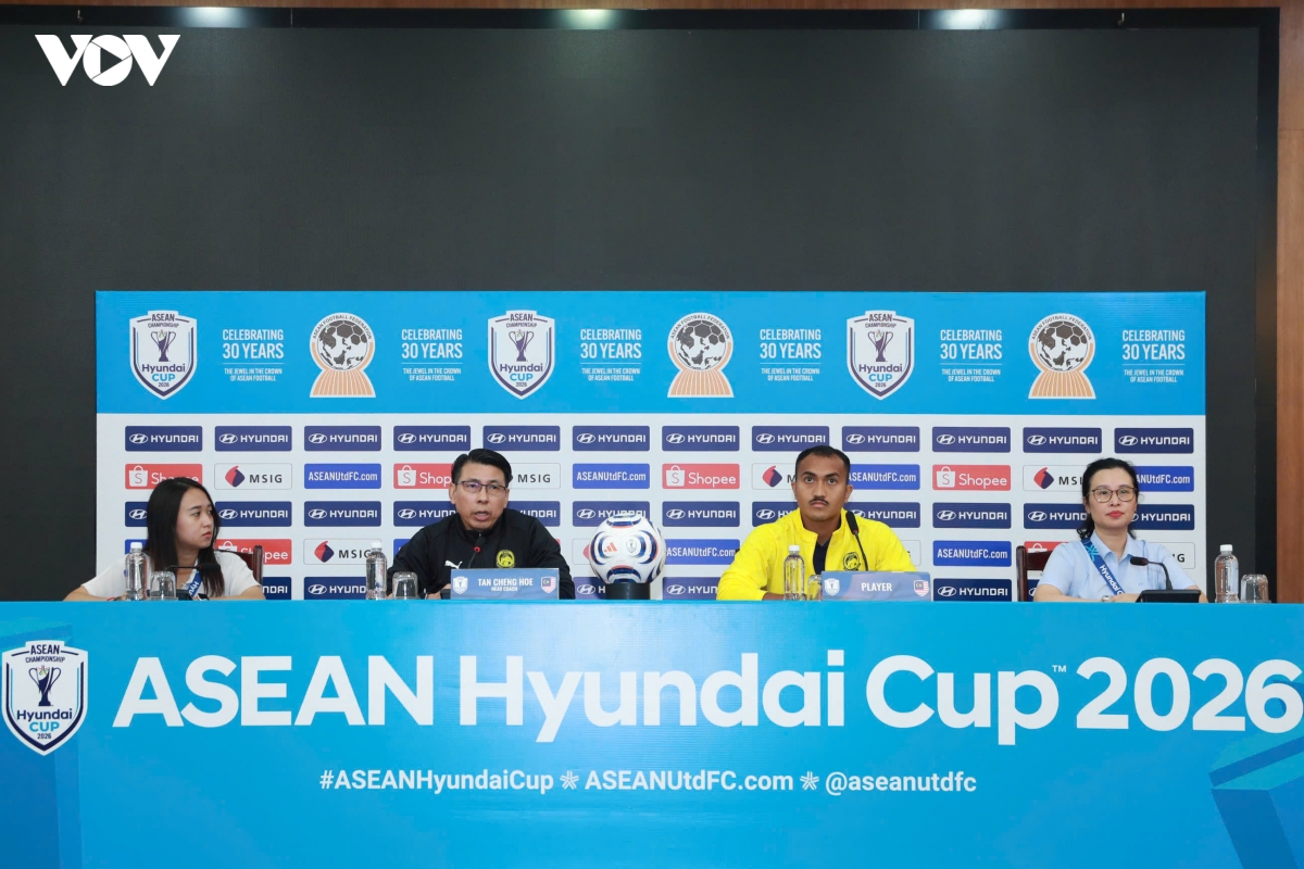 trUc tiEp hOp bAo hlv kim sang sik noi gi truoc tran viet nam vs malaysia hinh anh 7