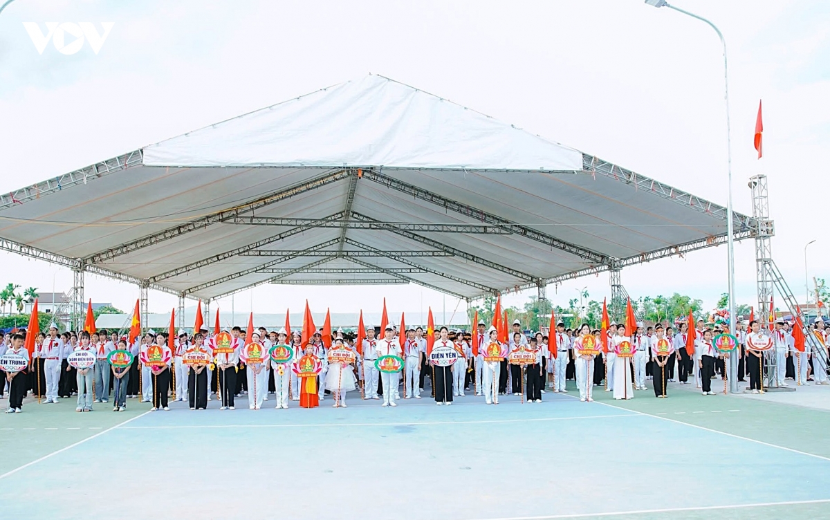 khoanh khac ron rang cua thieu nhi nghe an chao mung quoc khanh 2 9 hinh anh 2