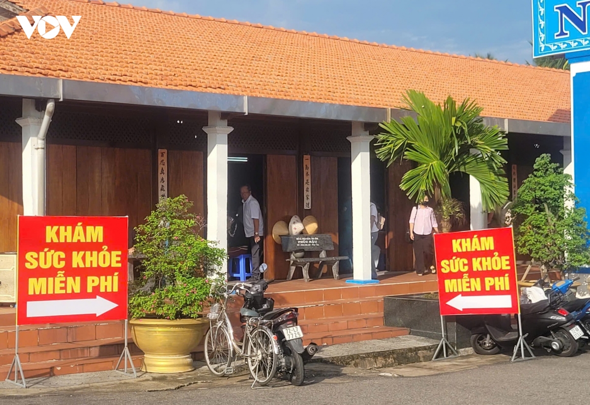 khu Dong tp.hcm tang toc kham suc khoe toan dan hinh anh 5