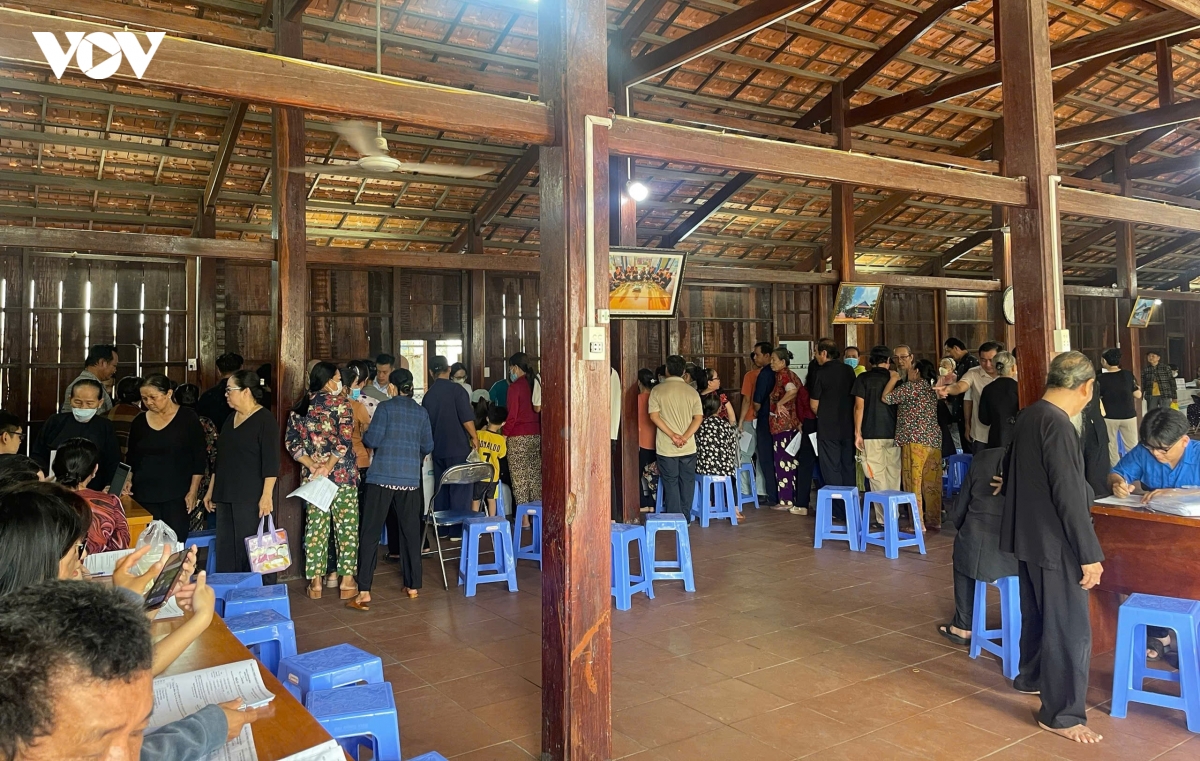 khu Dong tp.hcm tang toc kham suc khoe toan dan hinh anh 4