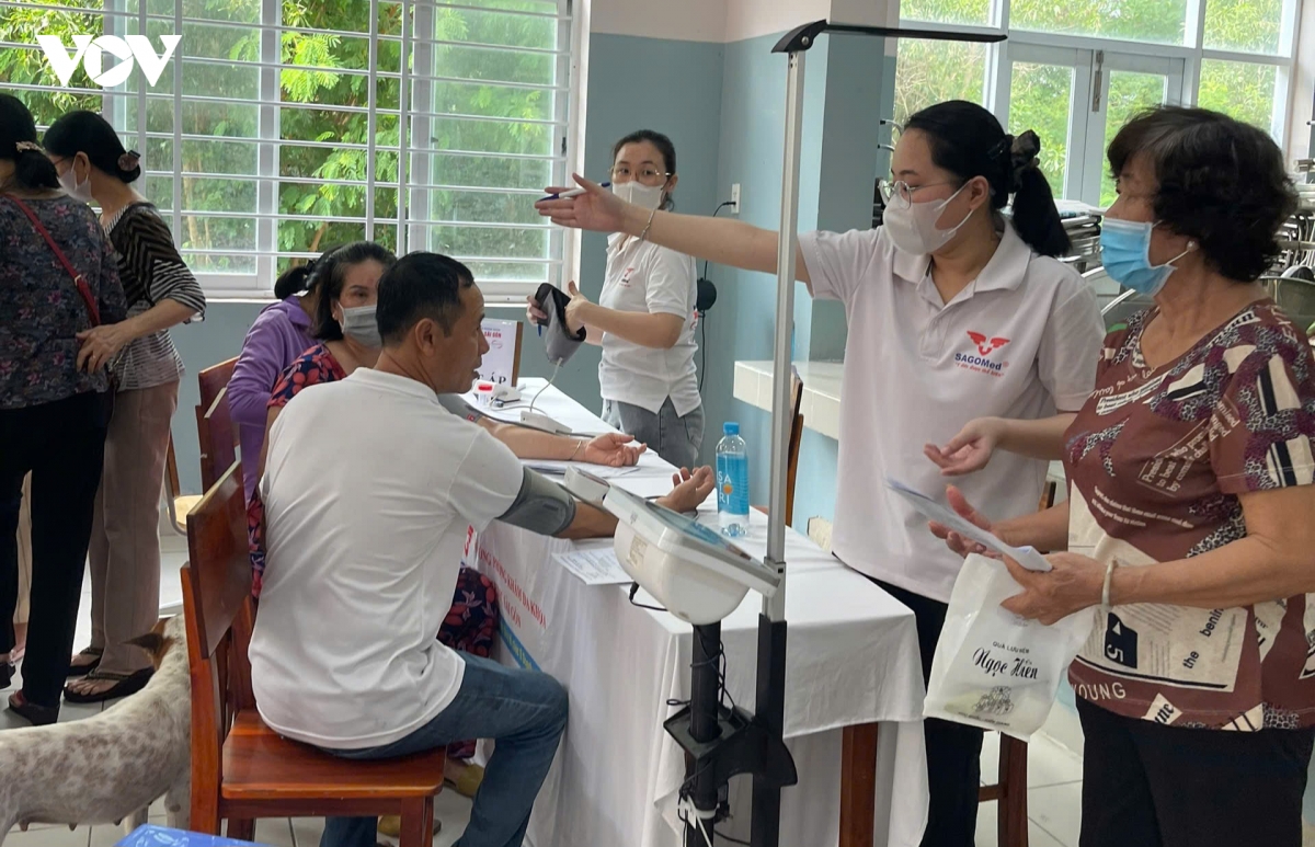 Khu Đông TP.HCM tăng tốc khám sức khoẻ toàn dân