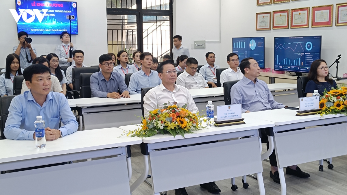 khai truong trung tam dieu hanh thong minh rosi ai ioc hinh anh 1