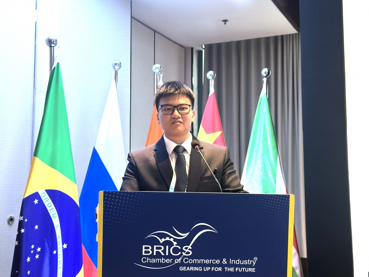 sinh vien viet nam tai An Do tham gia Doi thoai lanh dao tre brics 3.0 hinh anh 2