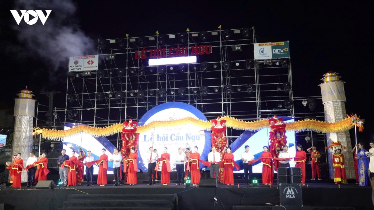 khai mac le hoi cau ngu cac van chai phan thiet hinh anh 3