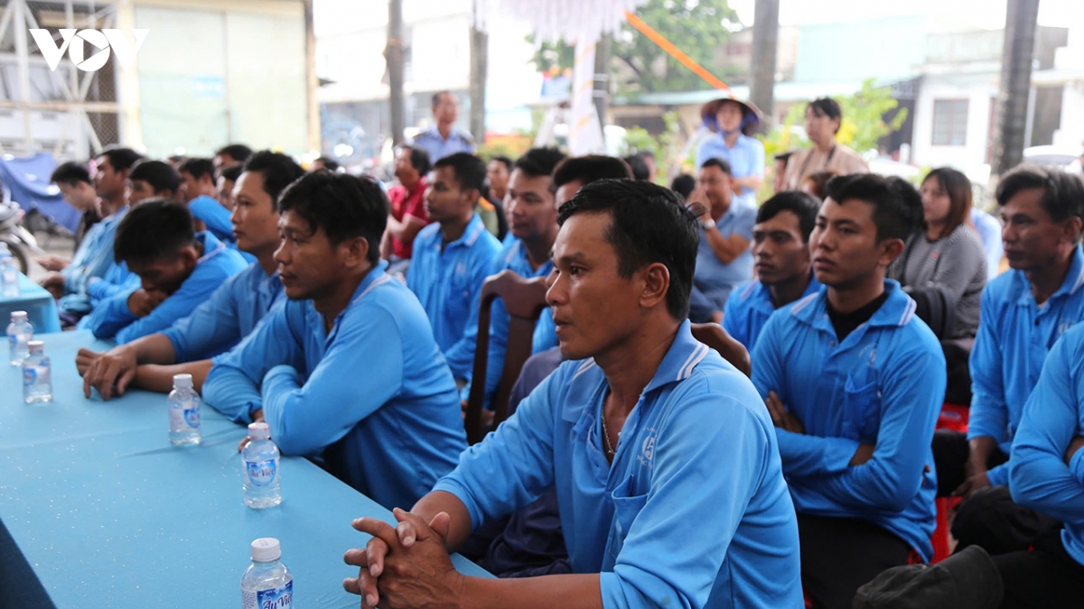 can tho ra mat mo hinh tuyen truyen phong chong khai thac iuu hinh anh 2