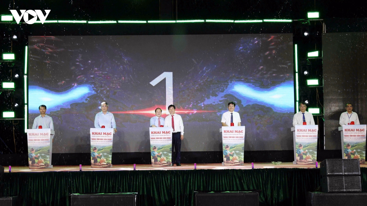 Dac san lai chau len nen tang so, mo rong khong gian thi truong hinh anh 1