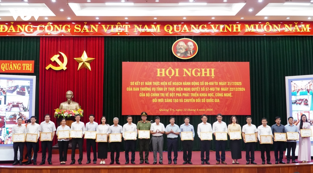 quang tri chuyen doi so gop phan doi moi phuong thuc lanh dao, dieu hanh hinh anh 2