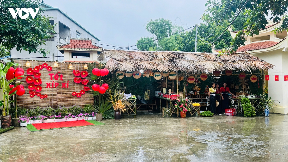 tung bung le hoi tet xip xi cua nguoi thai trang phu yen, son la hinh anh 2