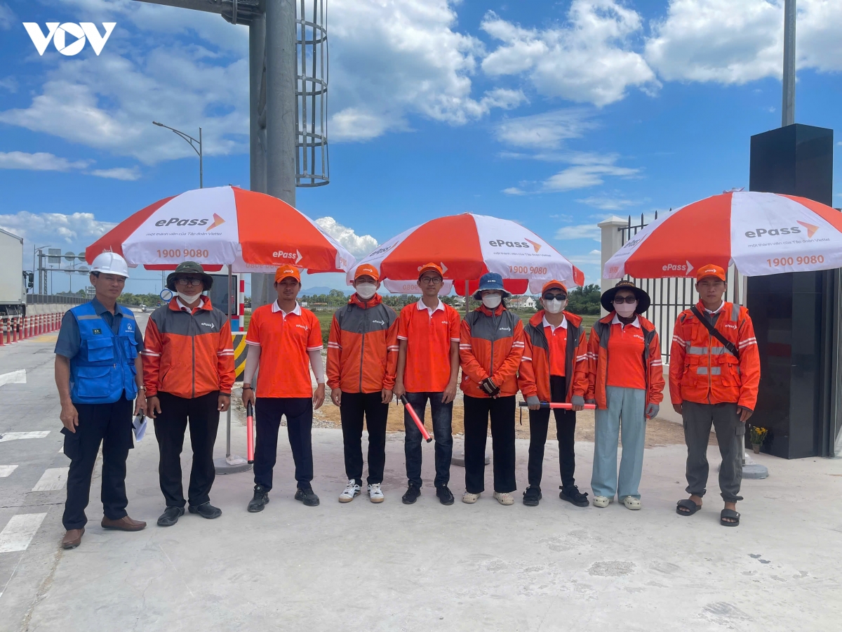 ngay dau thu phi cao toc tu quang ngai den khanh hoa, chua ghi nhan su co nao hinh anh 1
