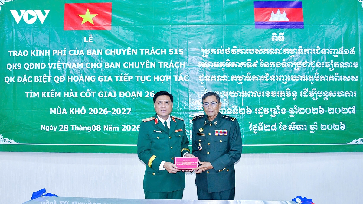 quan khu 9 phoi hop tim kiem, hoi huong hai cot liet si viet nam tai campuchia hinh anh 2