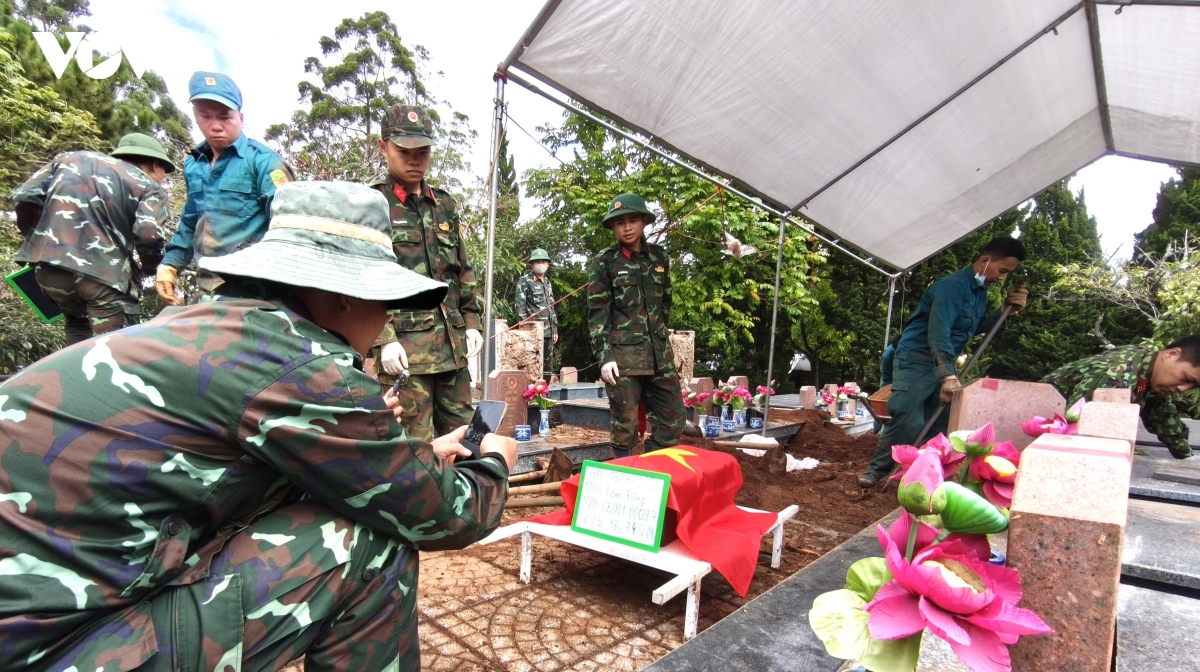 so hoa hai cot liet si o lam Dong du kien hoan thanh som hon 2 thang hinh anh 1