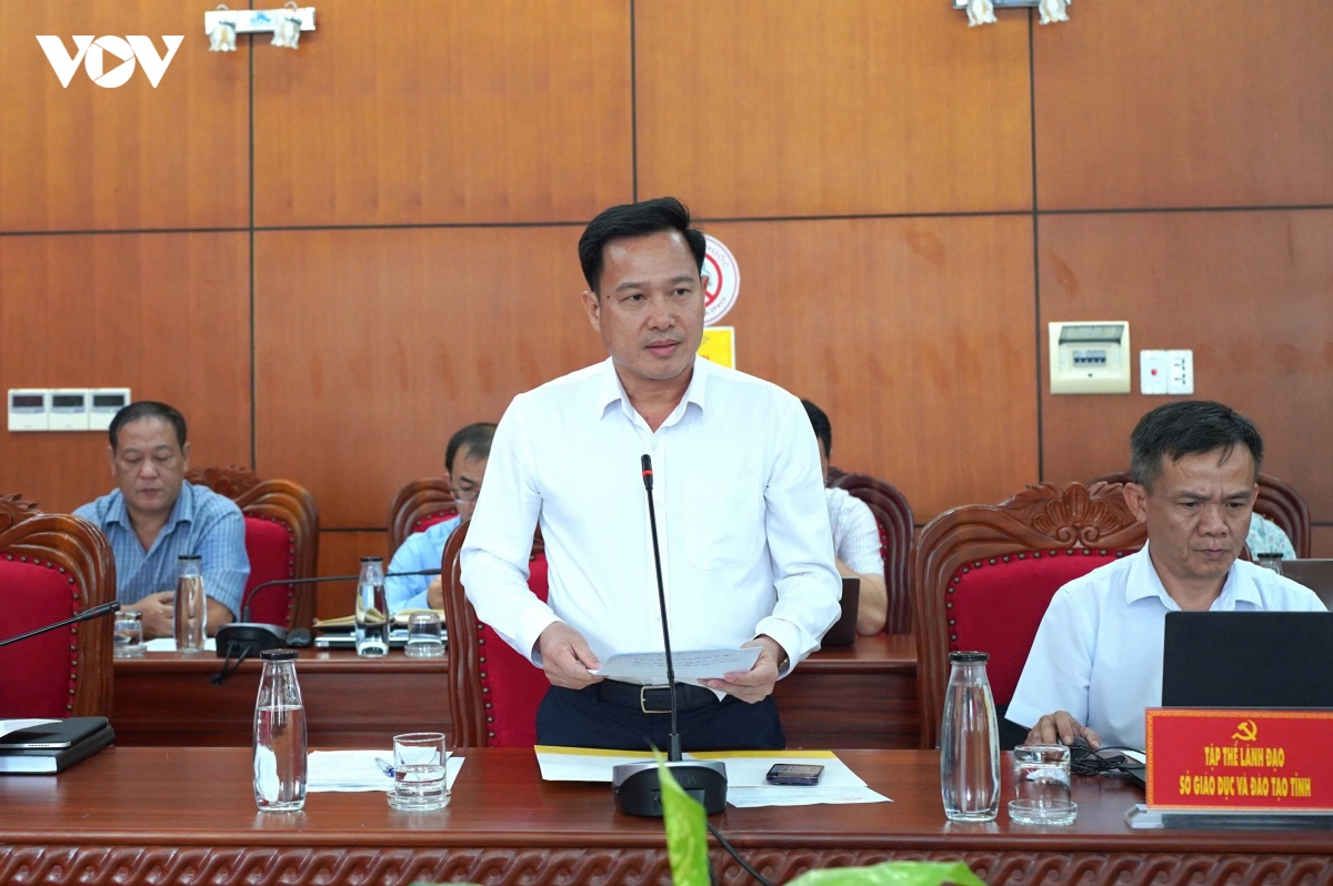 Dak lak uu tien nguon luc cho vung kho khan trong chuyen doi so giao duc hinh anh 1