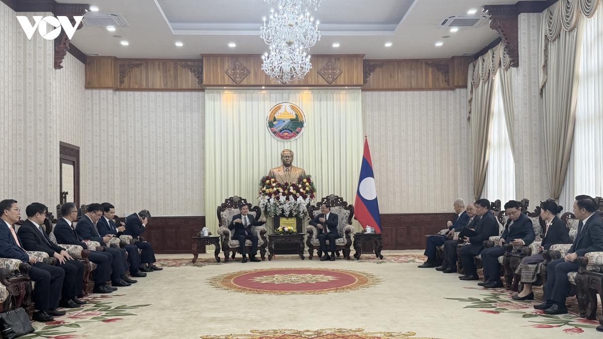 giam doc hoc vien chinh tri quoc gia ho chi minh tham va lam viec tai lao hinh anh 3