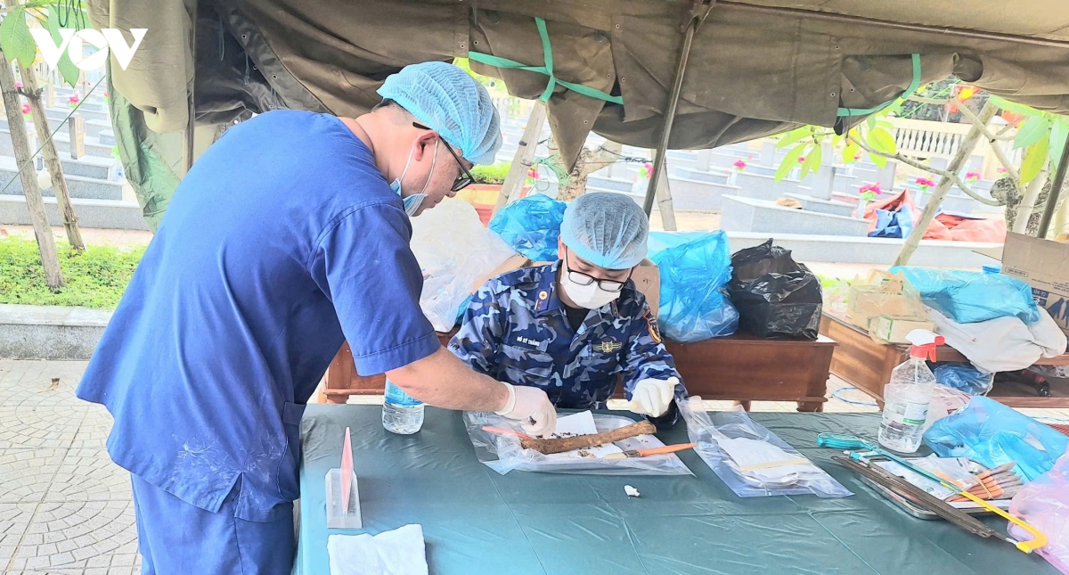 bo tu lenh vung canh sat bien 2 tim lai ten cho cac liet si o quang ngai hinh anh 1