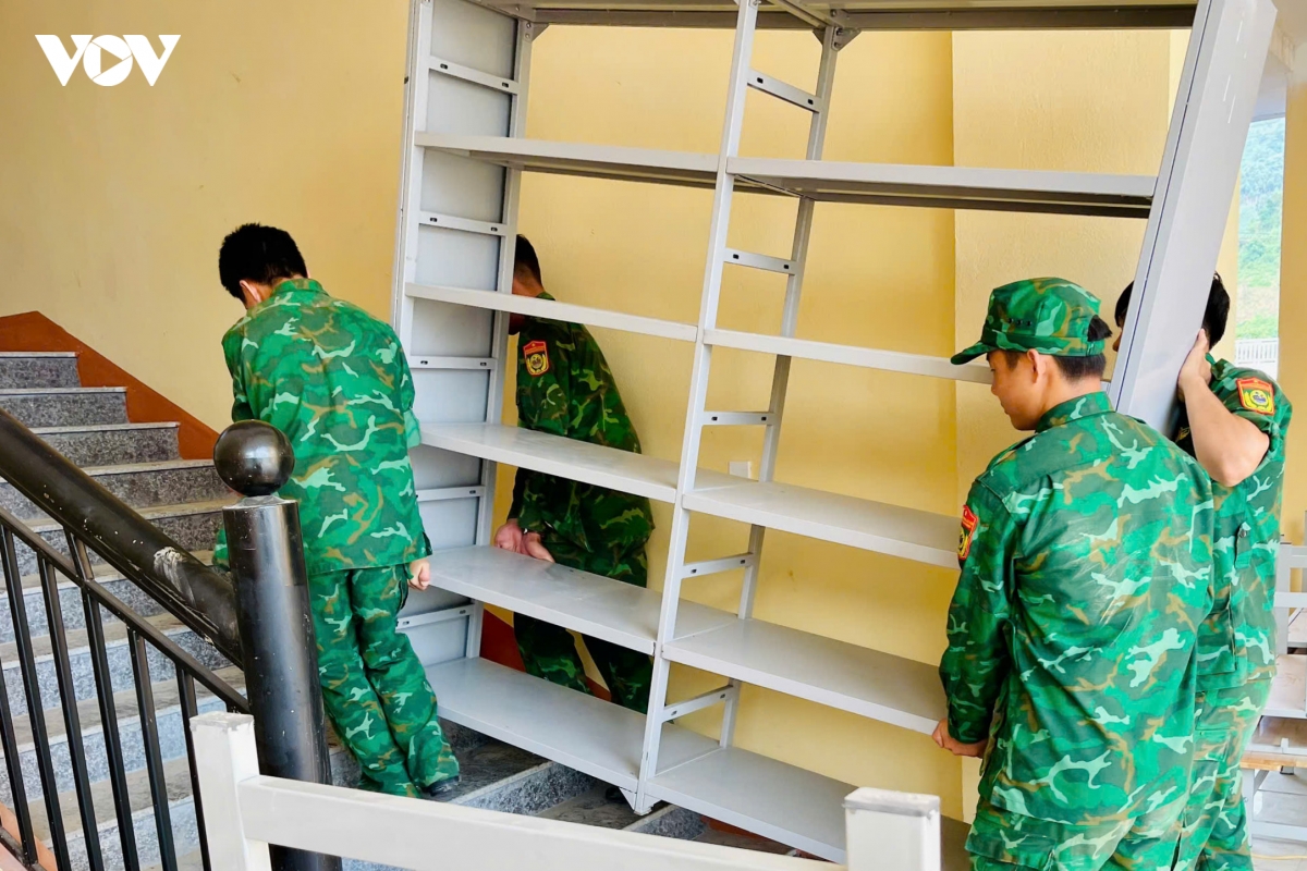 mau xanh ao linh tren nhung ngoi truong trong mo o lao cai hinh anh 8