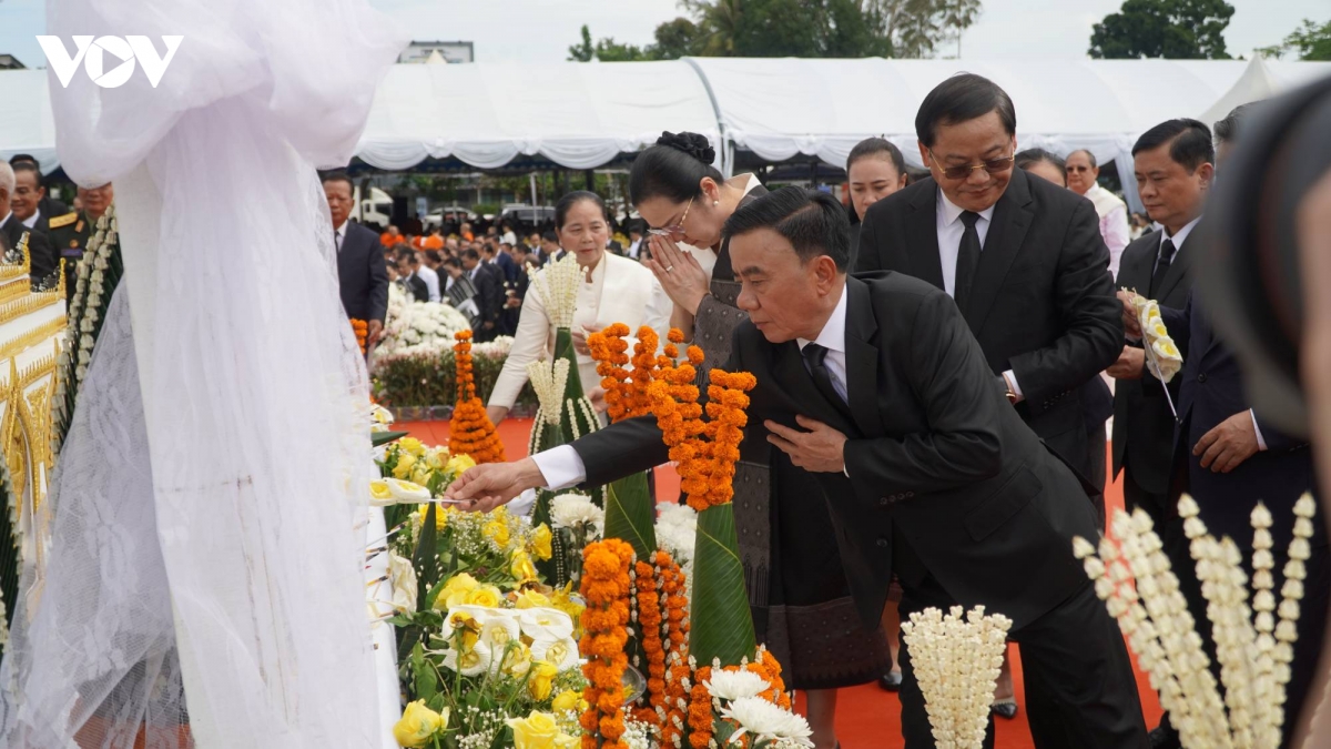 Doan cap cao Dang cong san viet nam du le truy dieu chu tich quoc hoi lao hinh anh 4