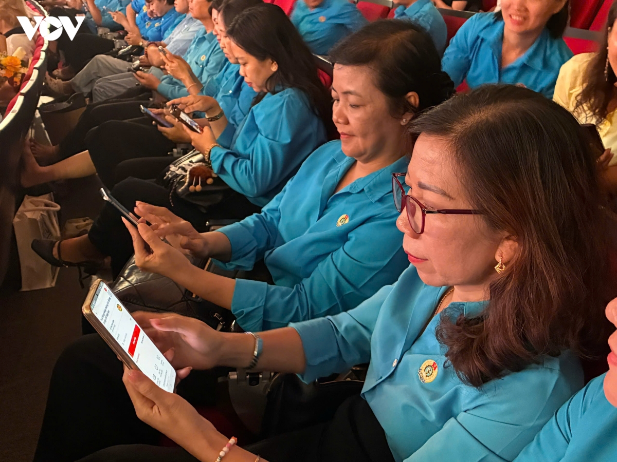 Dua phuc loi, chinh sach cong doan den gan nguoi lao dong qua mini app hinh anh 2