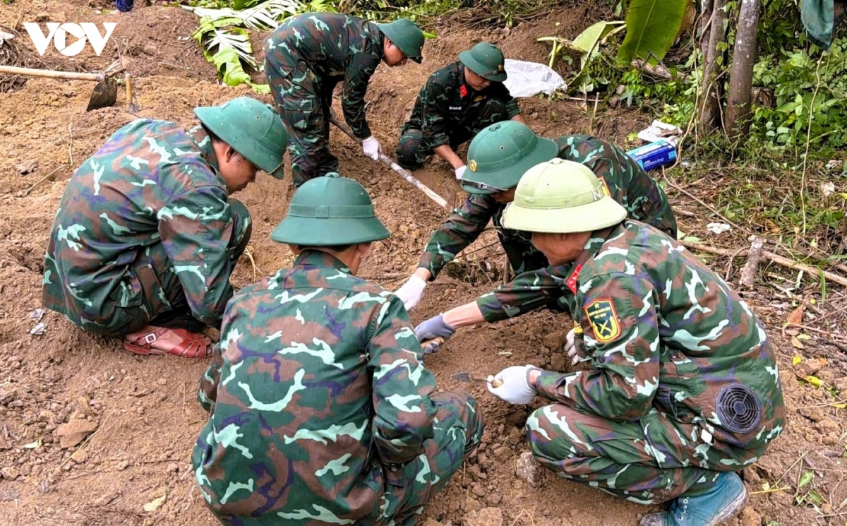 quy tap 4 hai cot liet si tai tai phuong quang tri, tinh quang tri hinh anh 1