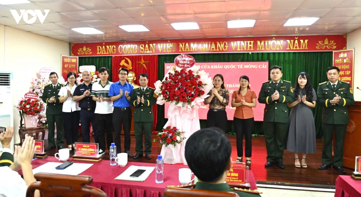 vung bien gioi mong cai doi moi tuyen truyen phap luat bang ma qr hinh anh 3
