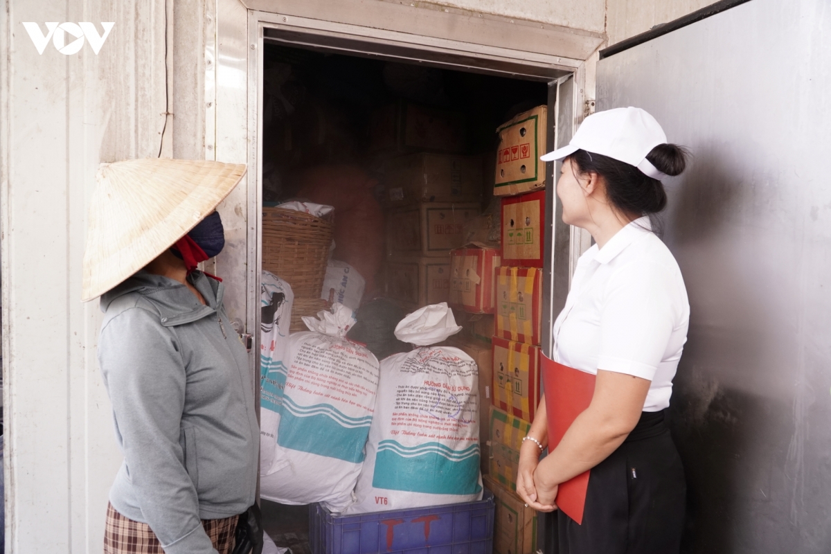 nguoi dan quang tri lam giau tu bien hinh anh 2