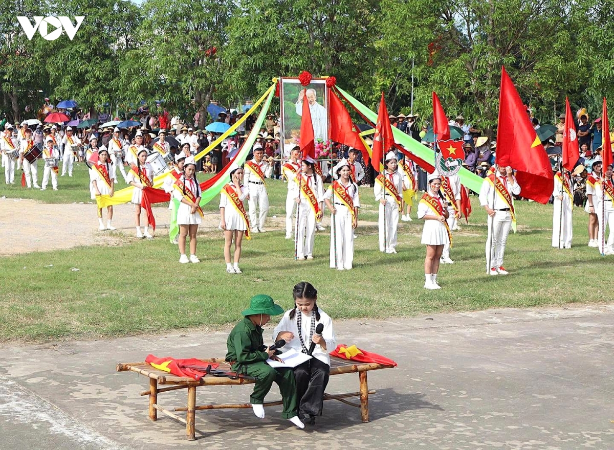 khoanh khac ron rang cua thieu nhi nghe an chao mung quoc khanh 2 9 hinh anh 5