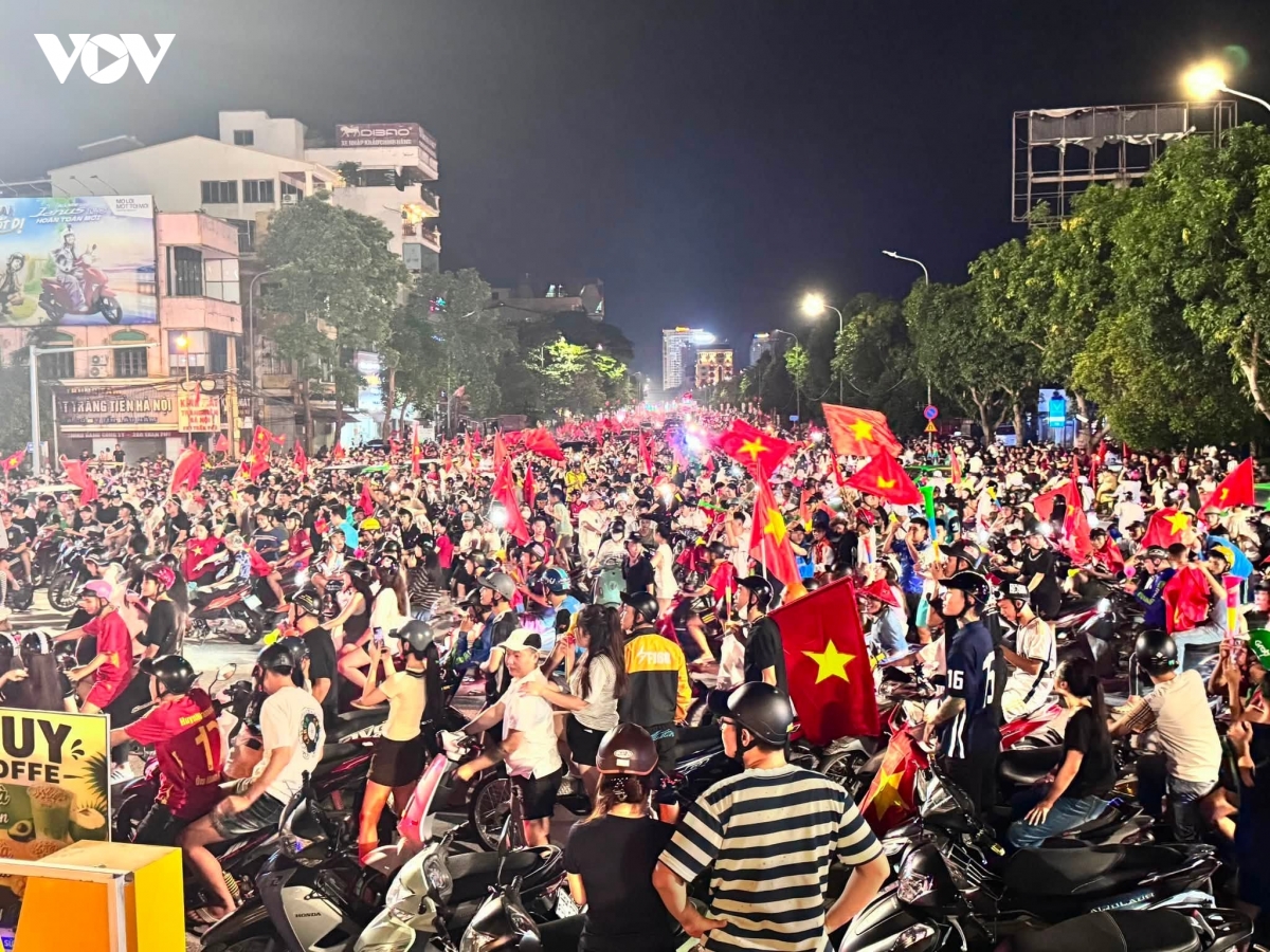 cDv cuong nhiet an mung chuc vo dich asean cup 2026 cua Dt viet nam hinh anh 59