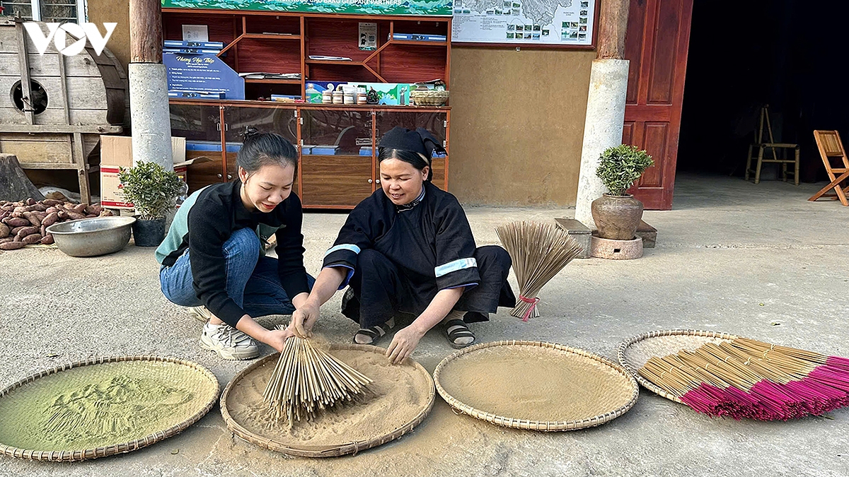 giu hon lang nghe truyen thong, mo loi sinh ke ben vung o cao bang hinh anh 3