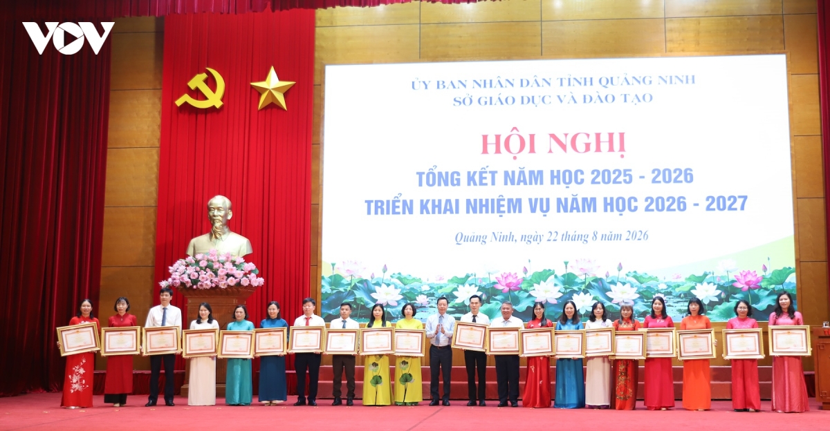 quang ninh yeu cau du giao vien, phat du sach truoc them nam hoc hinh anh 3