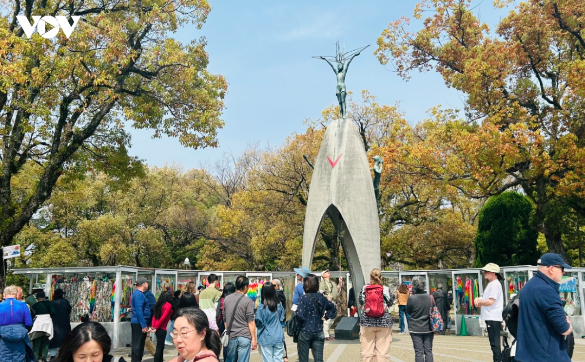 nhat ban tuong niem 81 nam vu nem bom nguyen tu xuong hiroshima hinh anh 1