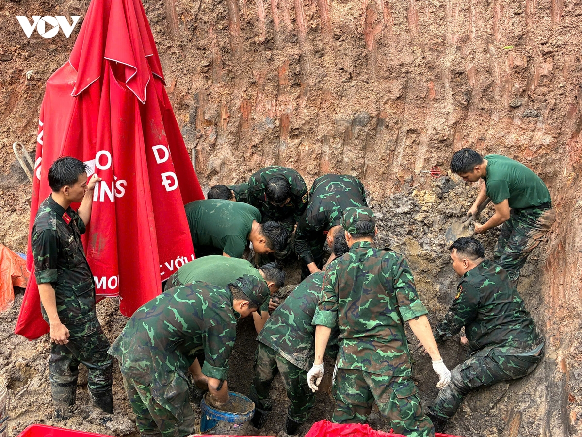 them 13 bo hai cot liet si duoc quy tap tai hai dia diem o tp.hcm hinh anh 2