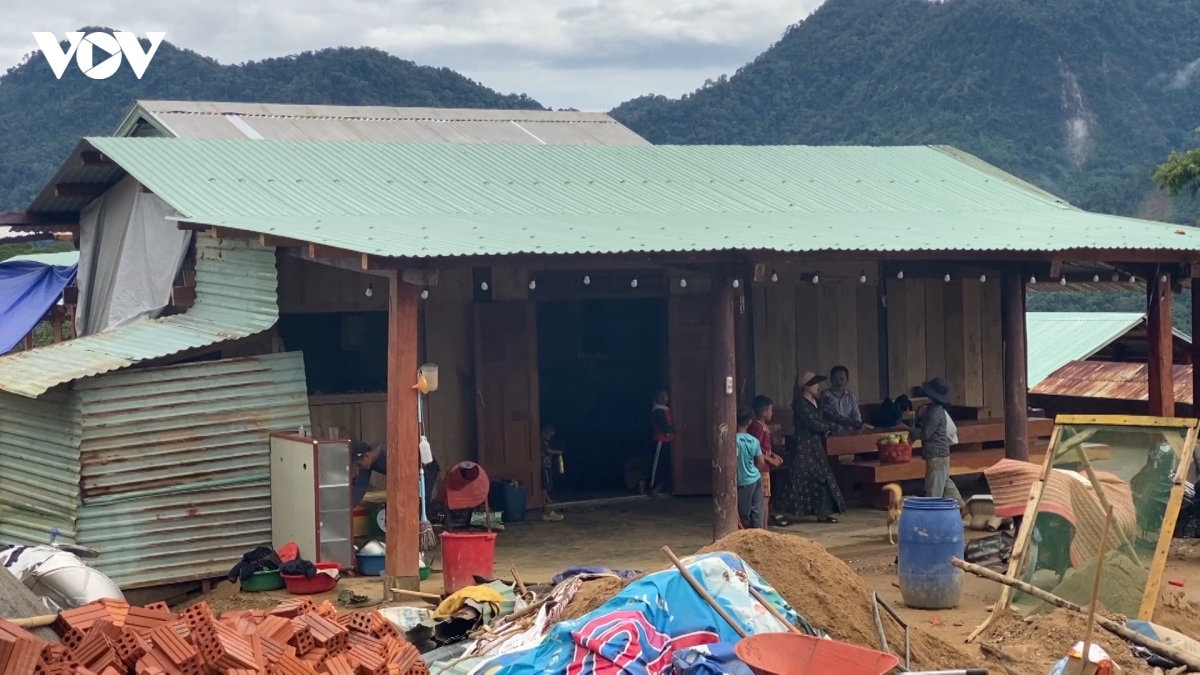 nam tra my gap rut dung lang moi, dua dan khoi vung sat lo truoc mua mua hinh anh 4