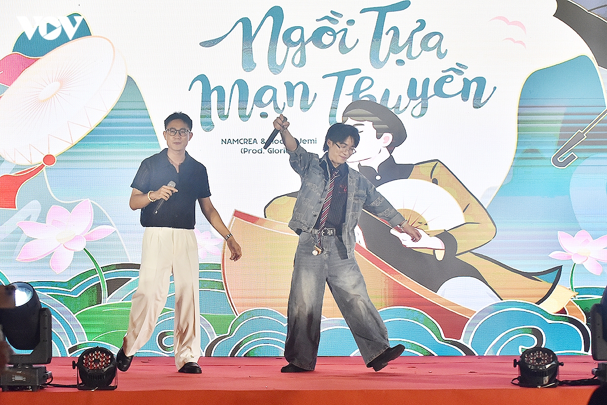 nhip phach kinh bac mang dan ca quan ho bac ninh den voi cong chung thu do hinh anh 7