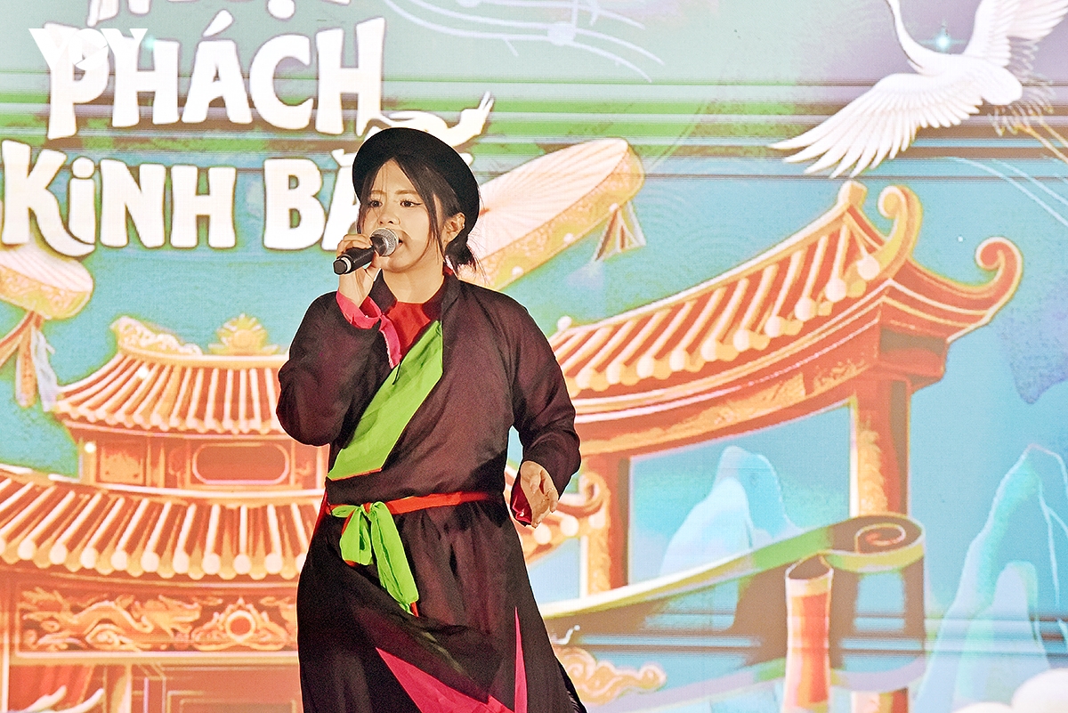 nhip phach kinh bac mang dan ca quan ho bac ninh den voi cong chung thu do hinh anh 14