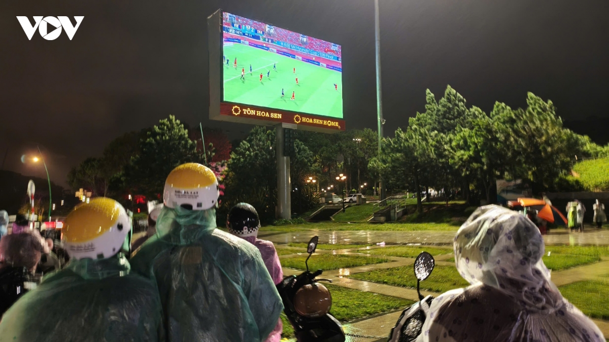 niem vui chien thang asean cup 2026 bung no giua mua gio Da lat hinh anh 1