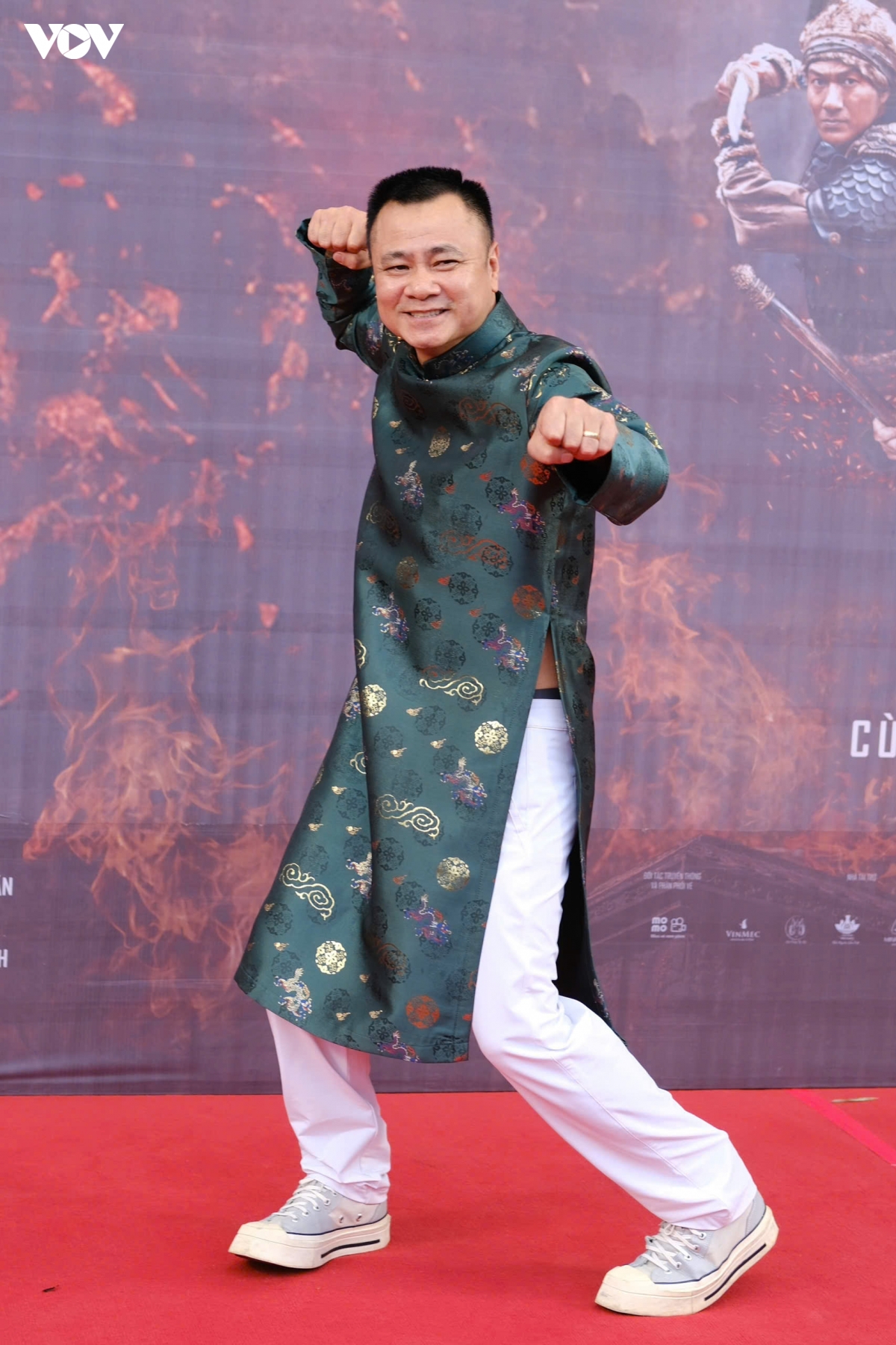 nsnd tu long phim co yeu to lich su bi soi la chuyen binh thuong hinh anh 1