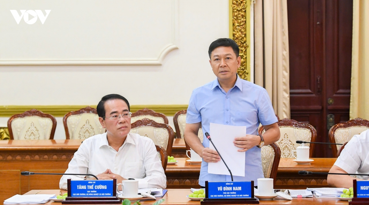 lanh dao ubnd tp.hcm nhan trach nhiem ve o nhiem o kcn ttcn le minh xuan hinh anh 5