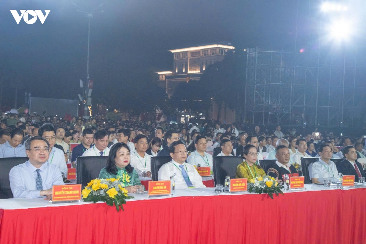 Dak lak nang tam le hoi sau rieng, huong toi su kien cap quoc gia hinh anh 1