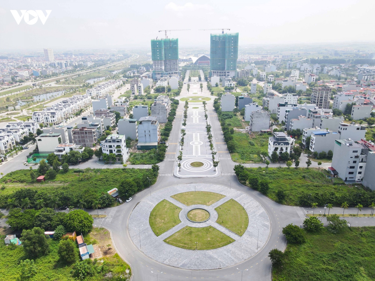 pho di bo nghin ty o bac ninh vang hoe, shophouse, biet thu co moc um tum hinh anh 13